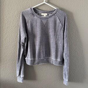 Long Sleeve Semi Crop Sweater